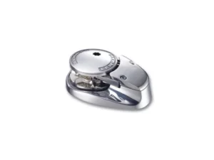 Lewmar V700G Vertical Windlass With Rocker Switch And Control 12v