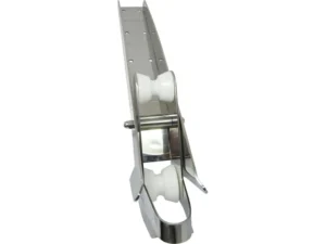 Lewmar 23in Pivioting Bow Roller
