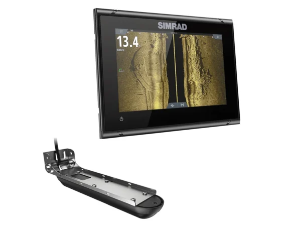 Simrad GO7 XSR Chartplotter/Fishfinder w/Active Imaging 3-in-1 Transom Mount Transducer & C-MAP Discover Chart