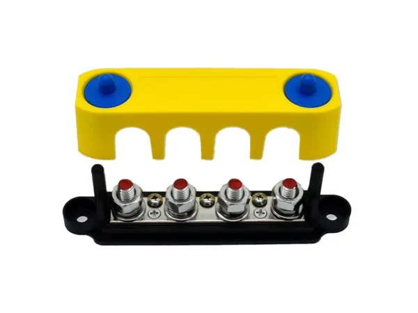 Bluewater Common Stud 4 Gang Positive Terminal Busbar w/Cover