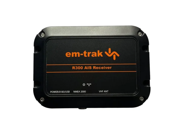 em-trak R300 AIS Receiver - Image 3