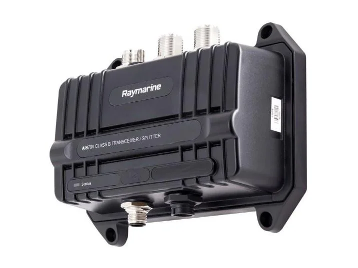 RAYMARINE Class B AIS Transceiver With Integrated Splitter | E70476