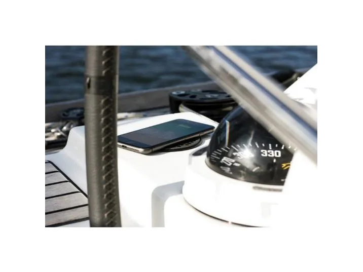 SCANSTRUT ROKK Wireless - Surface. 10W Waterproof wireless charger 12/24V | SC-CW-02F - Image 3